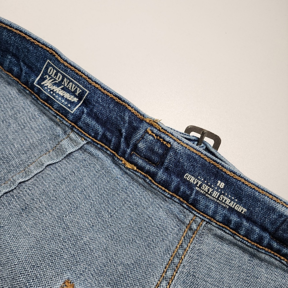 Old Navy Womens Curvy Extra High-Waisted Straight Workwear Jeans Plus Size 18 - Picture 8 of 15